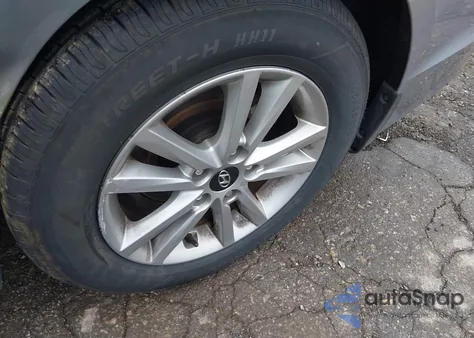 2015 Hyundai Sonata Se z USA, uszkodzony, nr VIN 5NPE24AF3FH213613